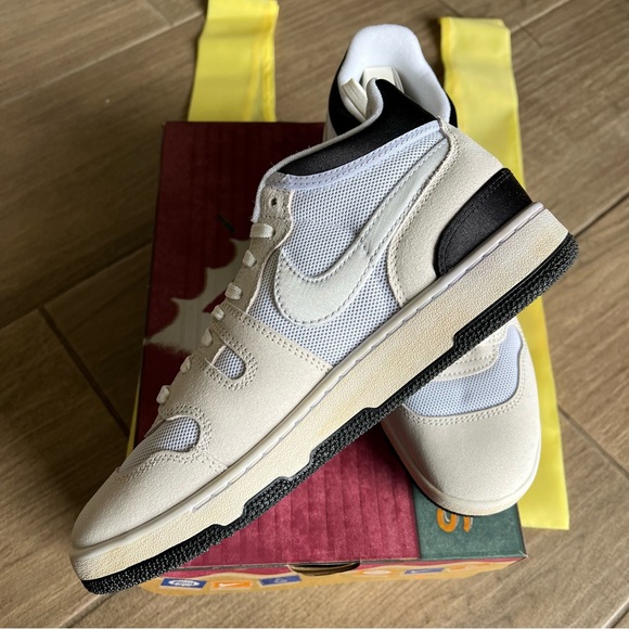 NIKE Attack SP x Social Status - Picture 5 of 8